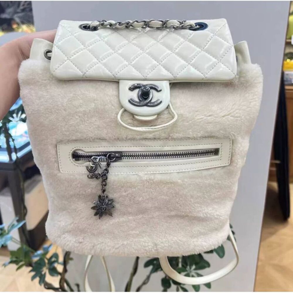 Chanel Women Pre-Loved Bag Very Good Condition
